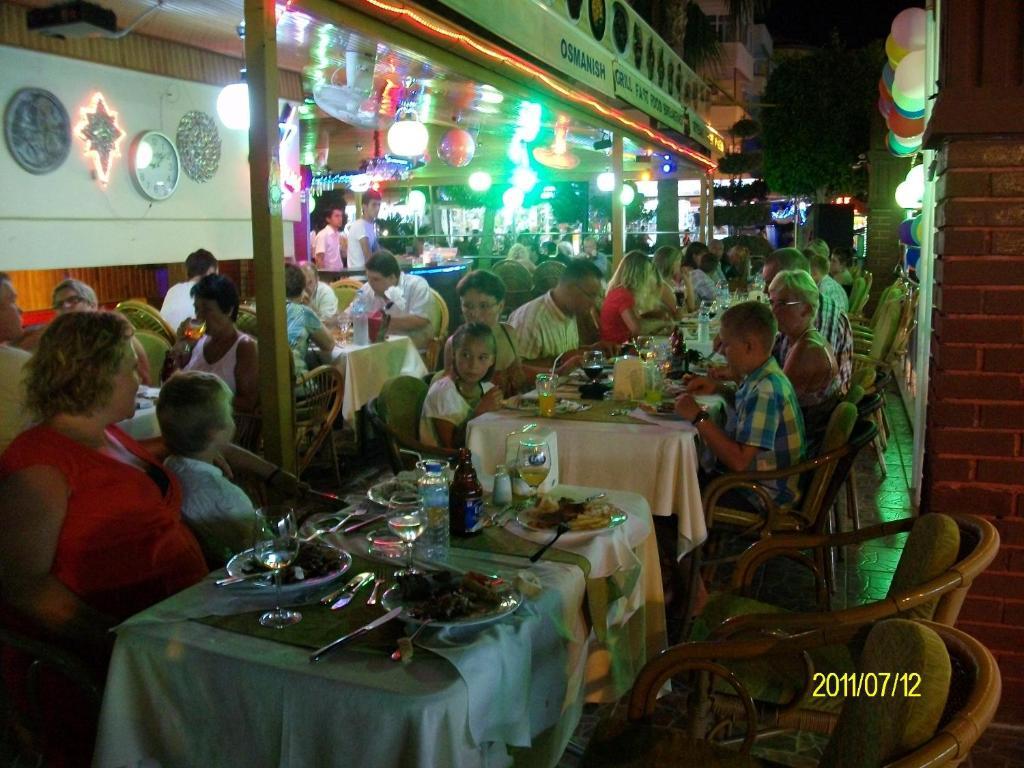 Semiz Apart Hotel Alanya Exteriör bild