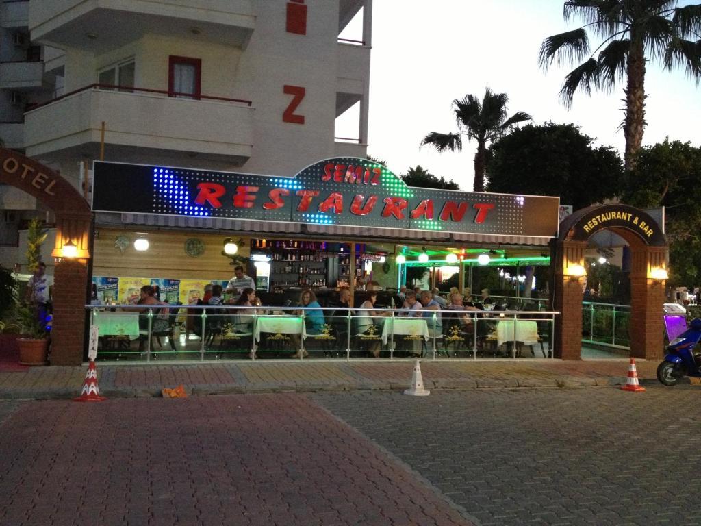 Semiz Apart Hotel Alanya Exteriör bild