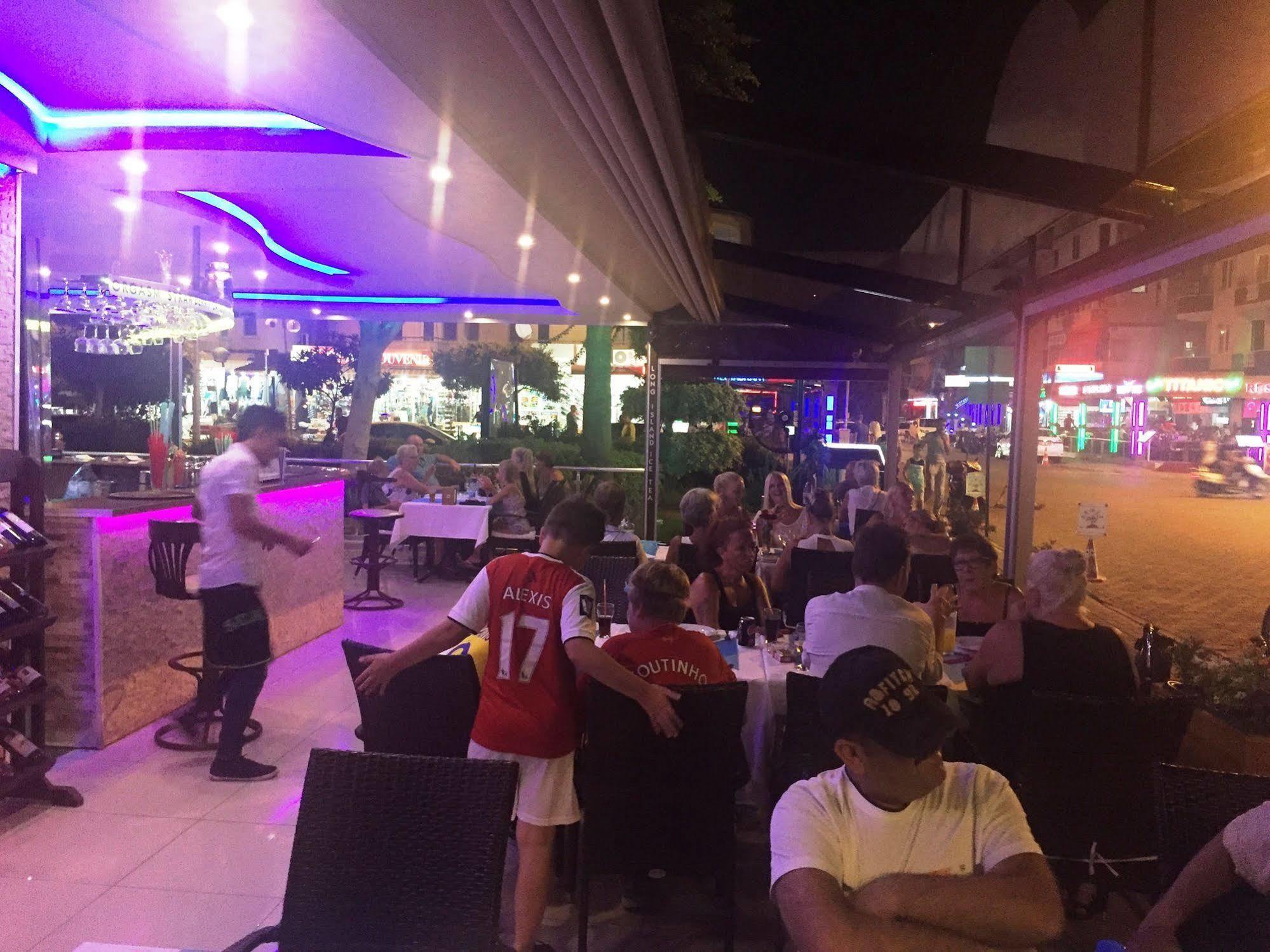 Semiz Apart Hotel Alanya Exteriör bild