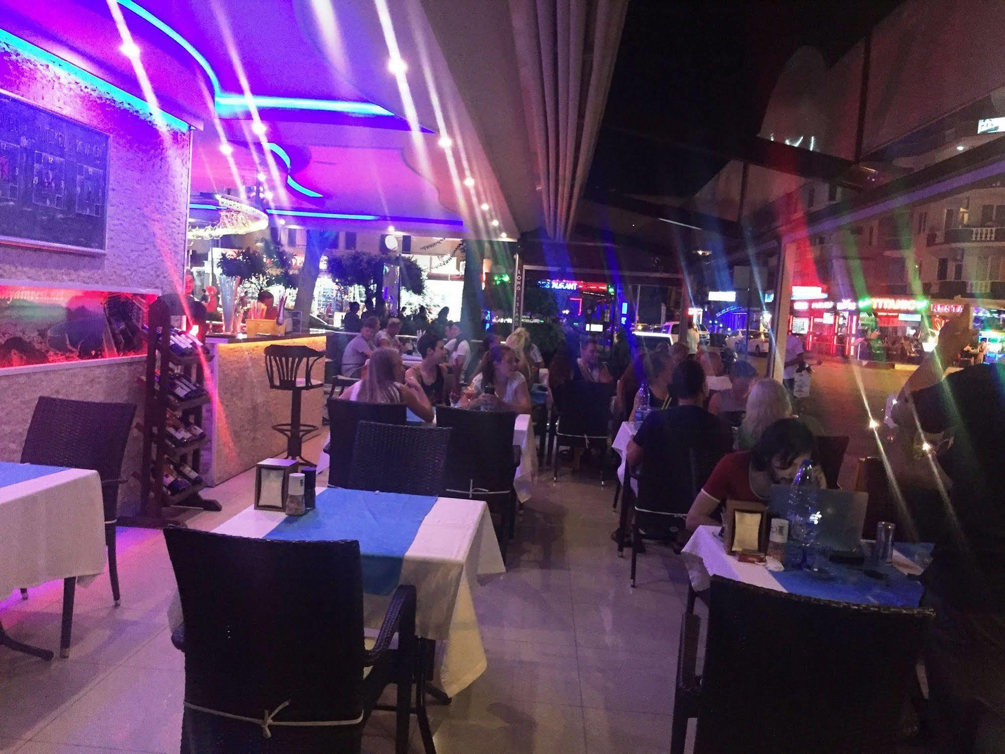 Semiz Apart Hotel Alanya Exteriör bild