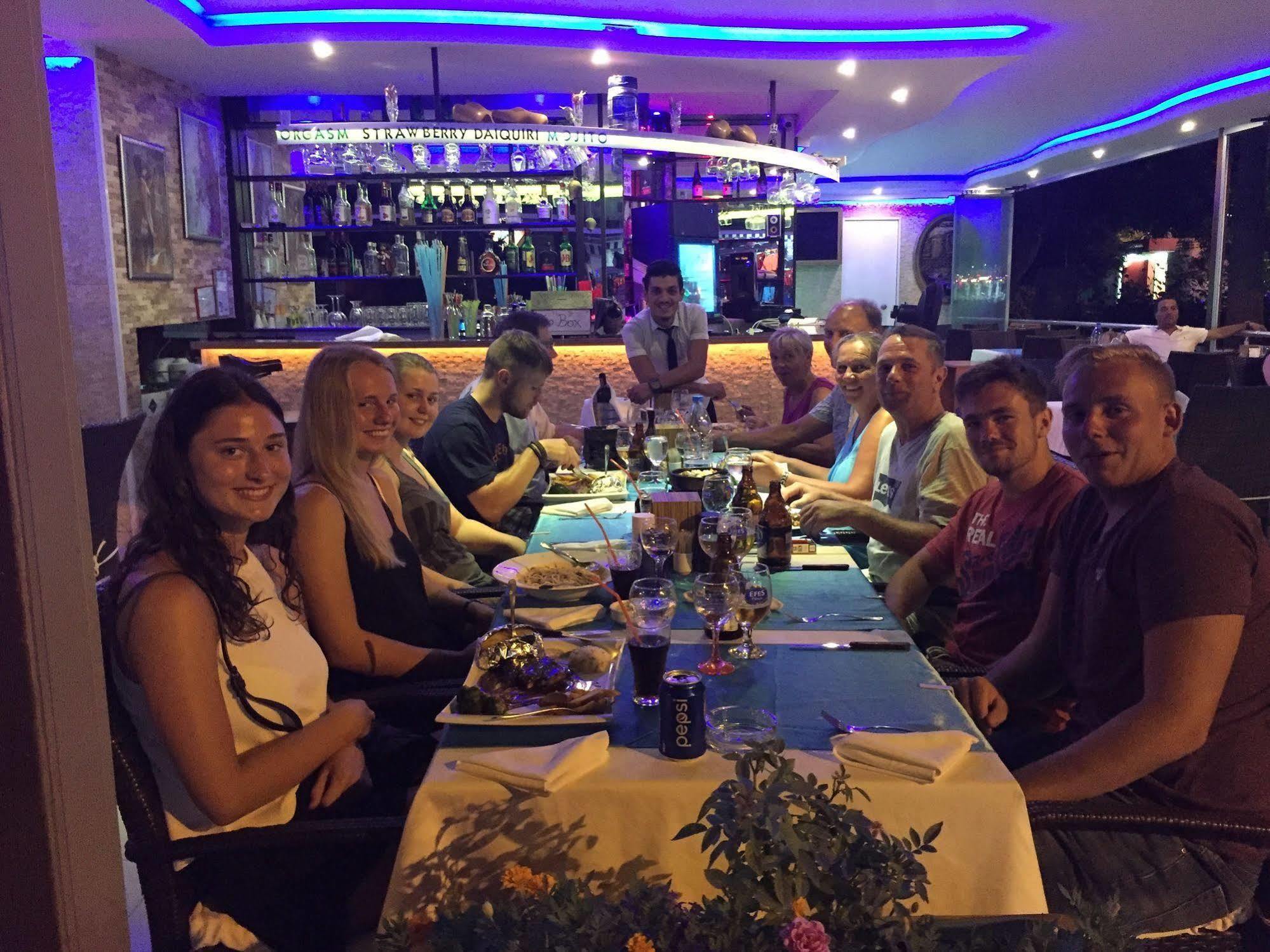Semiz Apart Hotel Alanya Exteriör bild