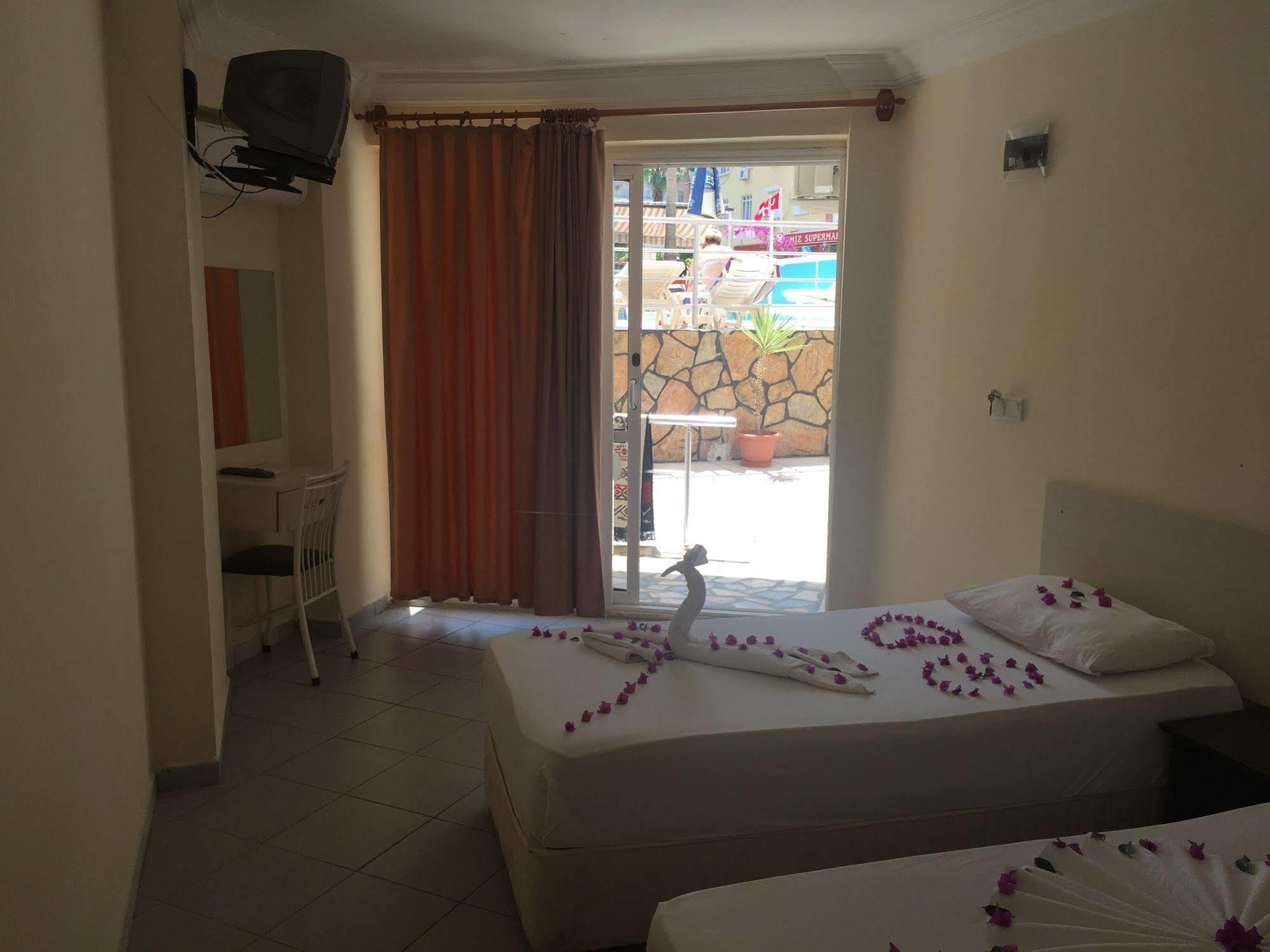 Semiz Apart Hotel Alanya Exteriör bild