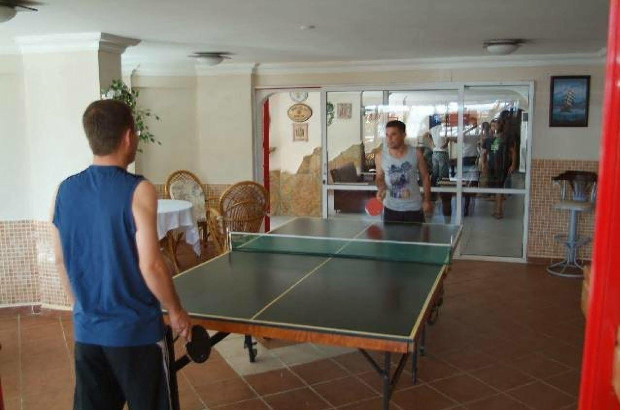 Semiz Apart Hotel Alanya Exteriör bild